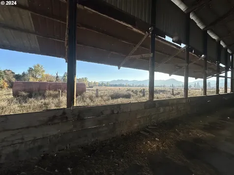 304 Dairy Loop Road Roseburg OR 97471