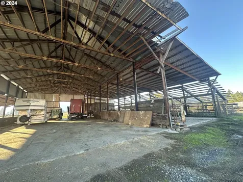 304 Dairy Loop Road Roseburg OR 97471