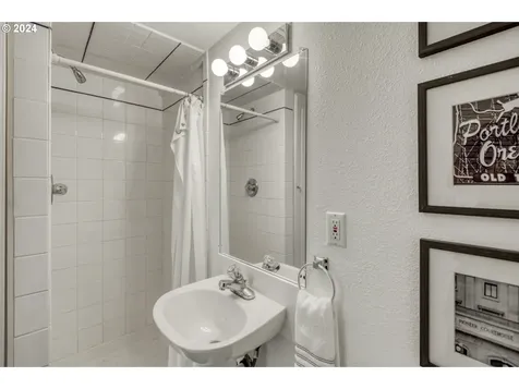 3120 NE 56th Avenue Portland OR 97213