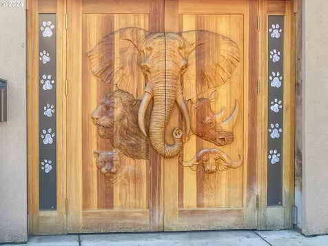 1 NE Main Street Winston OR 97496