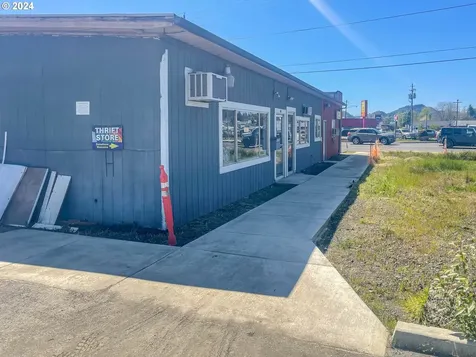 1 NE Main Street Winston OR 97496