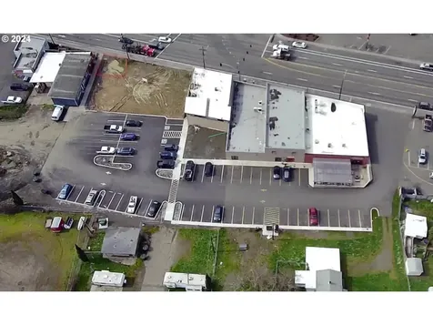 1 NE Main Street Winston OR 97496