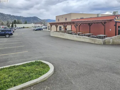 1 NE Main Street Winston OR 97496