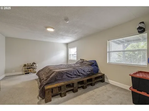 115 W 2nd Street Yamhill OR 97148
