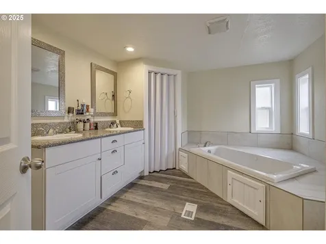 115 W 2nd Street Yamhill OR 97148