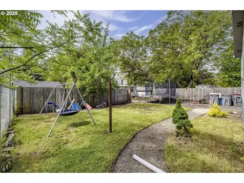 115 W 2nd Street Yamhill OR 97148