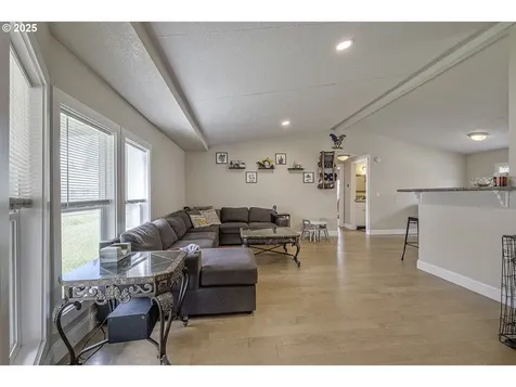 115 W 2nd Street Yamhill OR 97148