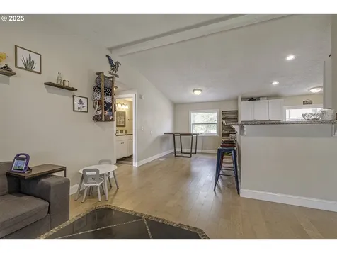 115 W 2nd Street Yamhill OR 97148
