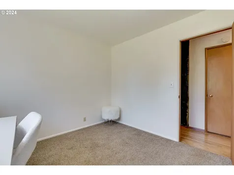 1844 Se 181st Avenue Portland OR 97233