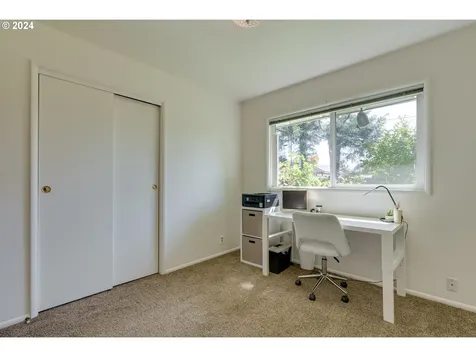 1844 Se 181st Avenue Portland OR 97233