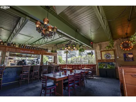 1844 Se 181st Avenue Portland OR 97233