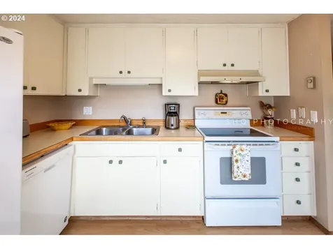 438 Blackfoot Avenue Eugene OR 97404