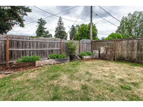 438 Blackfoot Avenue Eugene OR 97404