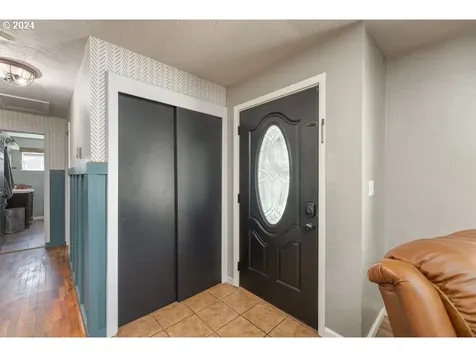 1063 Ne Knoll Avenue Roseburg OR 97470