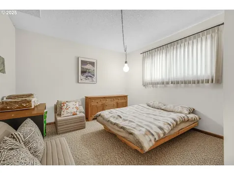 1230 Madrona Drive Oregon City OR 97045