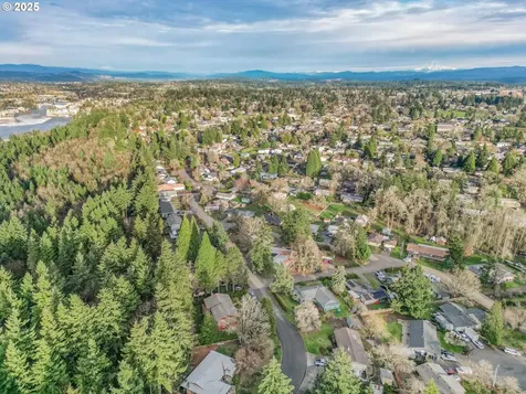 1230 Madrona Drive Oregon City OR 97045