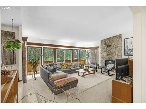 1230 Madrona Drive Oregon City OR 97045