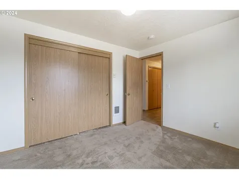 3282 Rockingham Court Ne Salem OR 97301