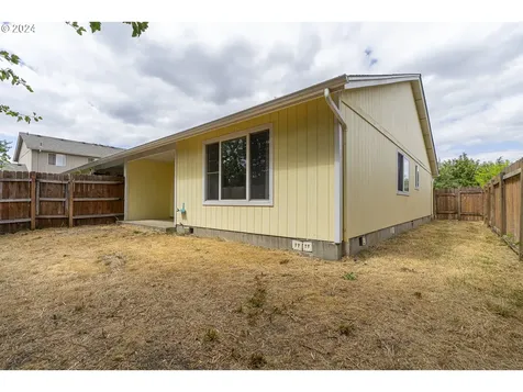 3282 Rockingham Court Ne Salem OR 97301