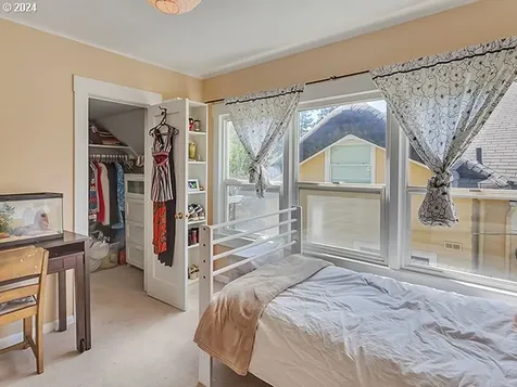 2526 NE 27th Avenue Portland OR 97212
