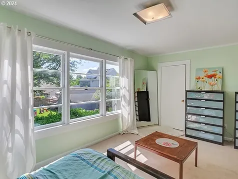 2526 NE 27th Avenue Portland OR 97212