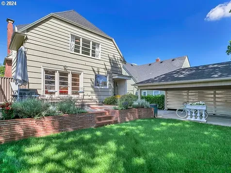 2526 NE 27th Avenue Portland OR 97212