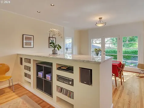 2526 NE 27th Avenue Portland OR 97212