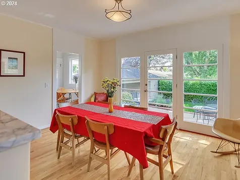 2526 NE 27th Avenue Portland OR 97212