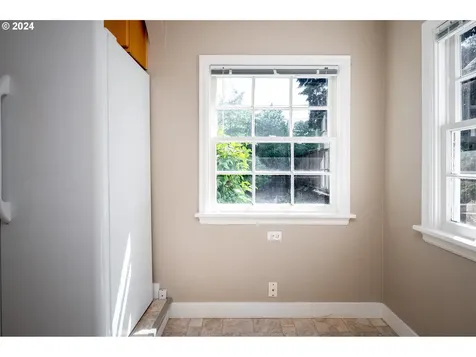 6146 N Michigan Avenue Portland OR 97217