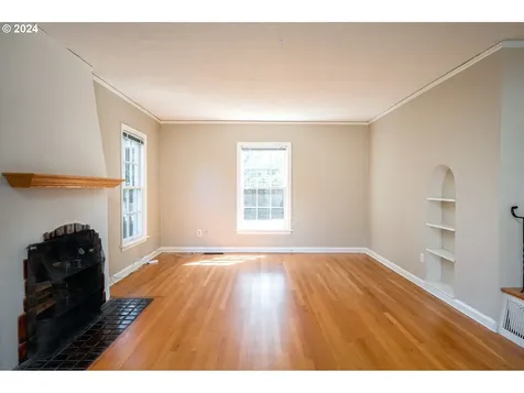 6146 N Michigan Avenue Portland OR 97217