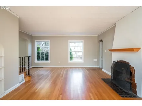 6146 N Michigan Avenue Portland OR 97217