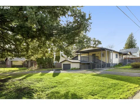 1714 9th Street Oregon City OR 97045