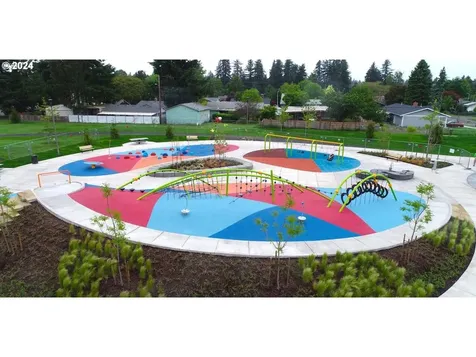 16435 SE Mill Street Portland OR 97233