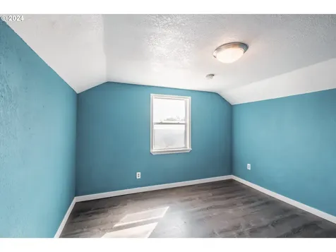 1543 Salem Avenue SE Albany OR 97321