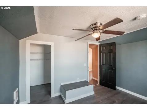 1543 Salem Avenue SE Albany OR 97321