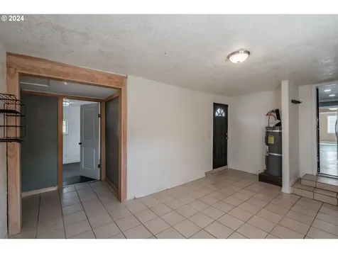 1543 Salem Avenue SE Albany OR 97321