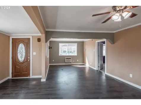 1543 Salem Avenue SE Albany OR 97321