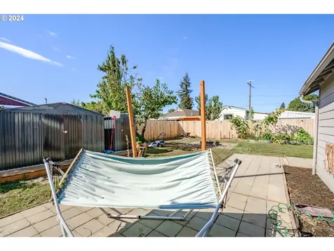 1543 Salem Avenue SE Albany OR 97321