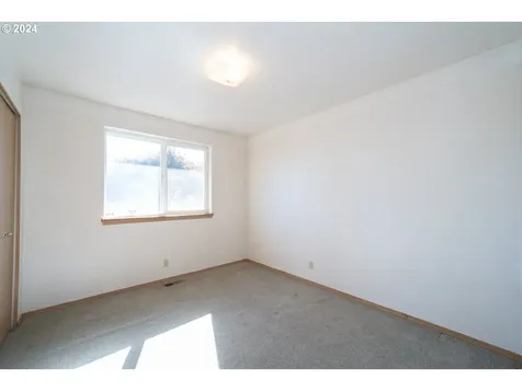10414 NE 66th Street Vancouver WA 98662
