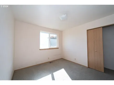 10414 NE 66th Street Vancouver WA 98662