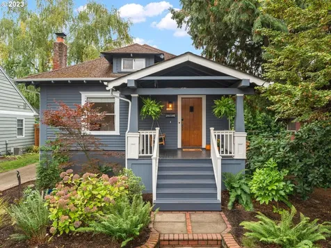 3012 Ne Hoyt Street Portland OR 97232