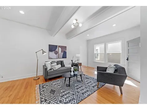 3730 Se Alder Street Portland OR 97214