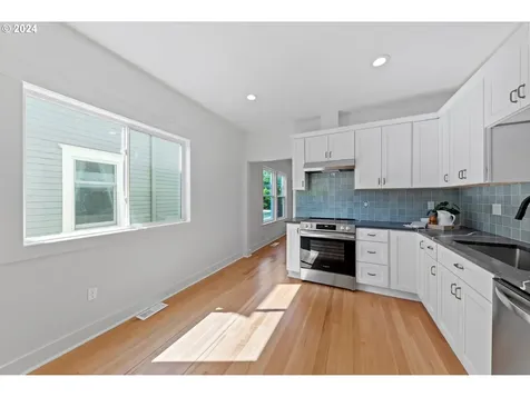 3730 Se Alder Street Portland OR 97214