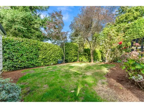 8017 Sw 10th Avenue Portland OR 97219