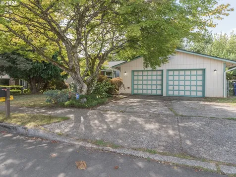 731 SE Robin Way Gresham OR 97080