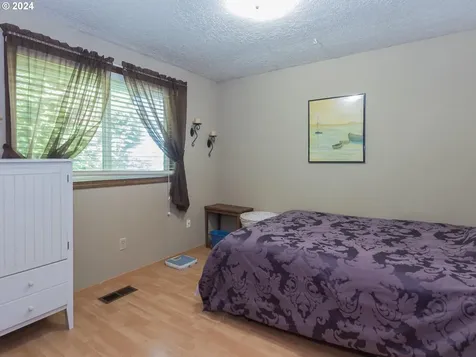 731 SE Robin Way Gresham OR 97080
