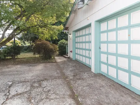731 SE Robin Way Gresham OR 97080
