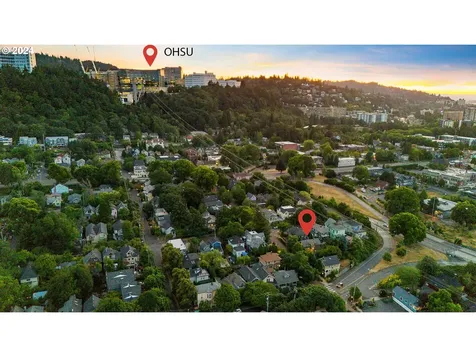 215 S Gibbs Street Portland OR 97239