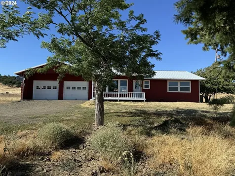 4 New Hope Farm Road Goldendale WA 98620