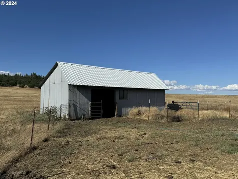 4 New Hope Farm Road Goldendale WA 98620